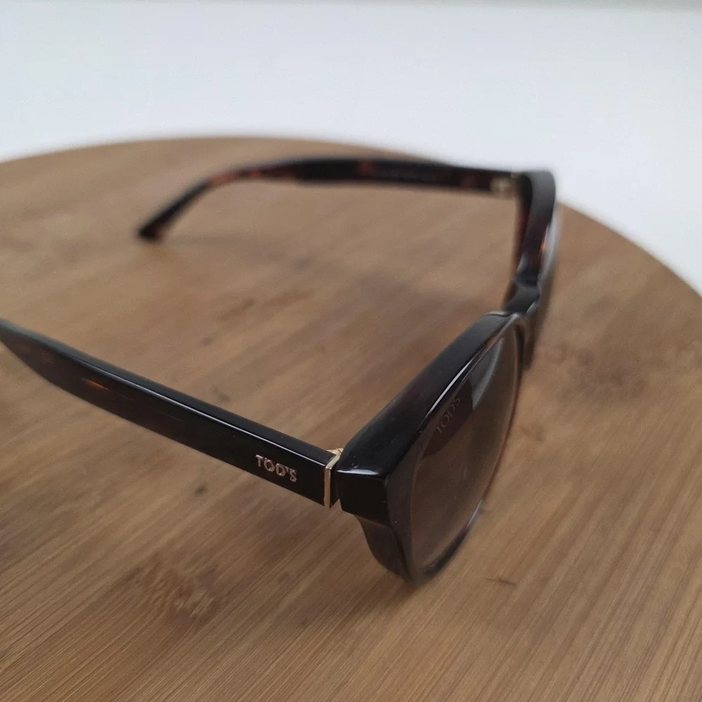 Tod's TO 146 52F Sunglasses Womens 53-18 Brown Tortoise Cat Eye Gradient Italy